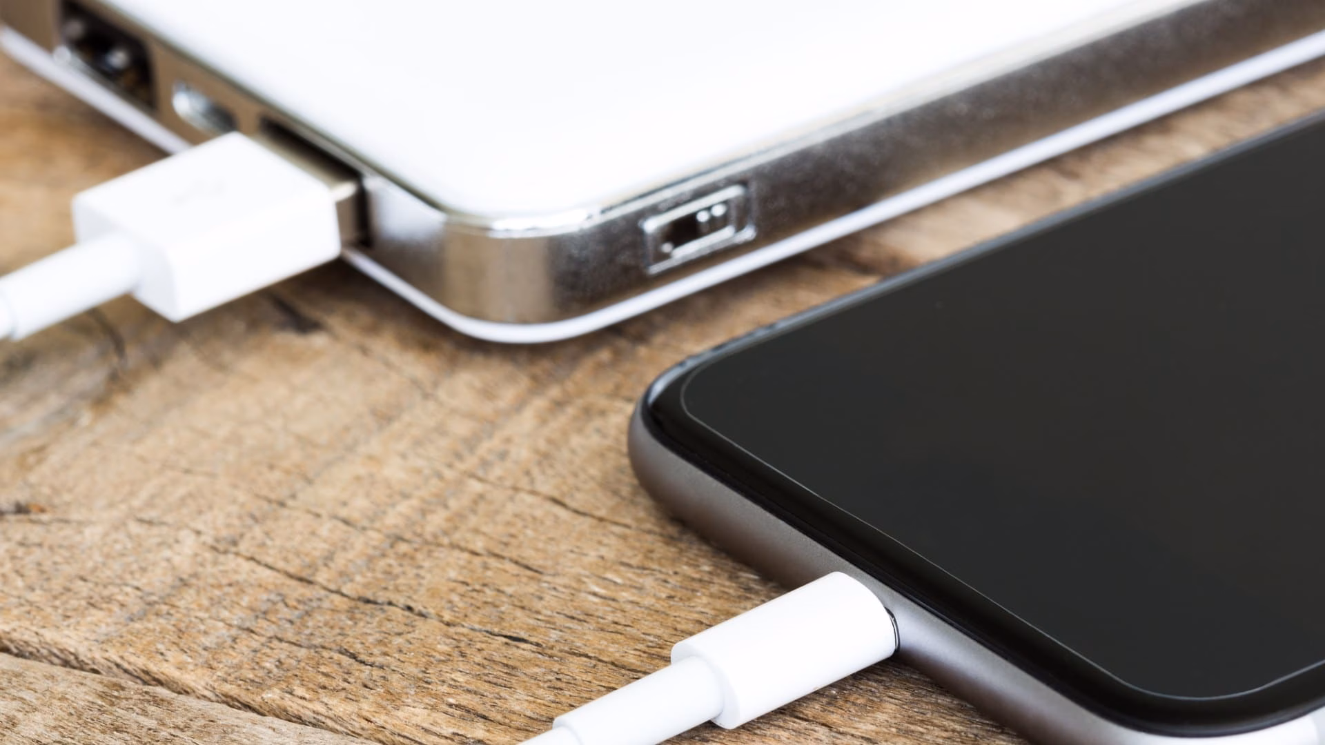 Why Does My iPhone Won’t Charge? Here Are Some Most Effective Quick Solutions