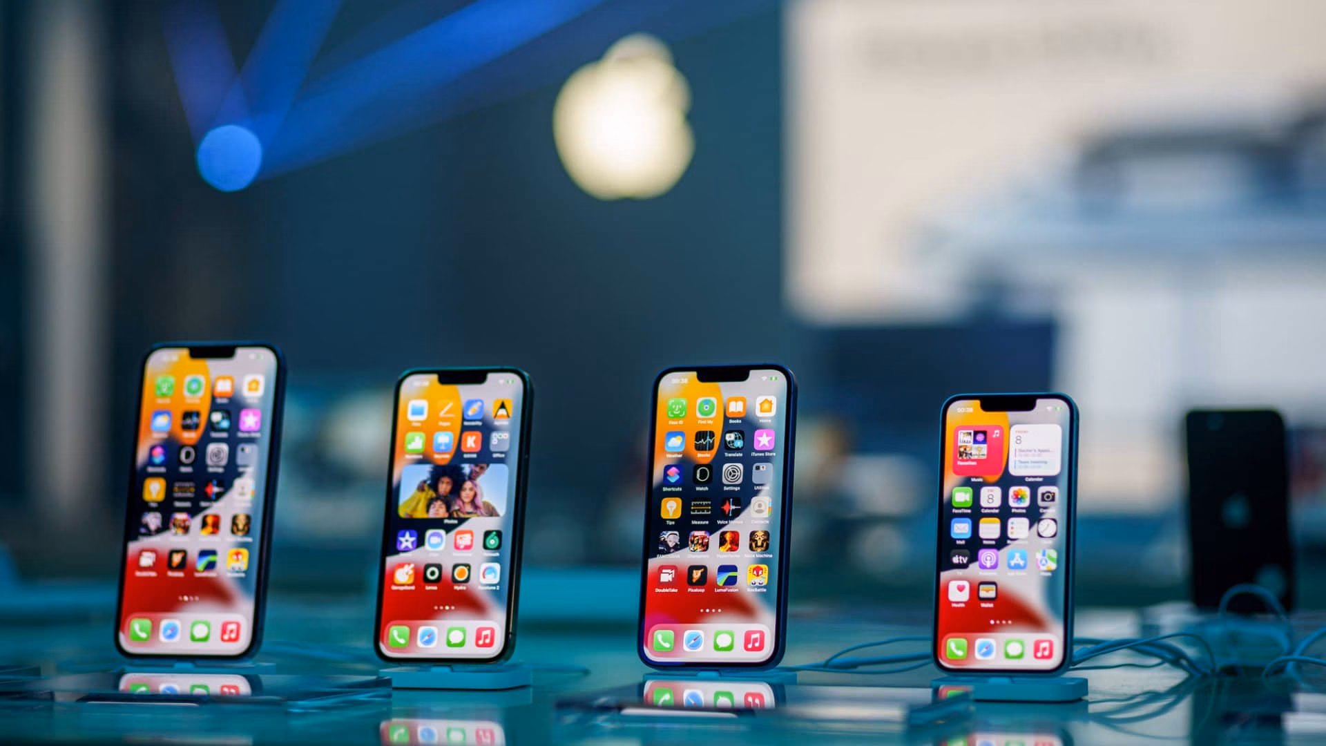 iPhone 13 mini Bottom Speaker Replacement Guide