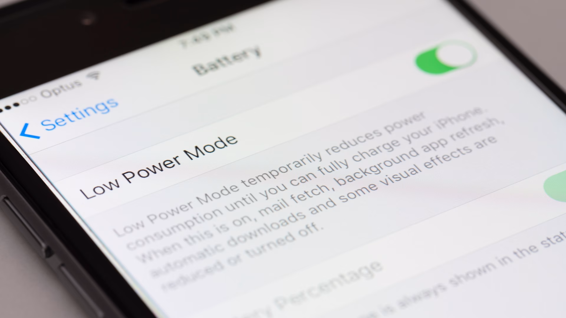 Here is How To Save Battery Life For iPhone in Vancouver