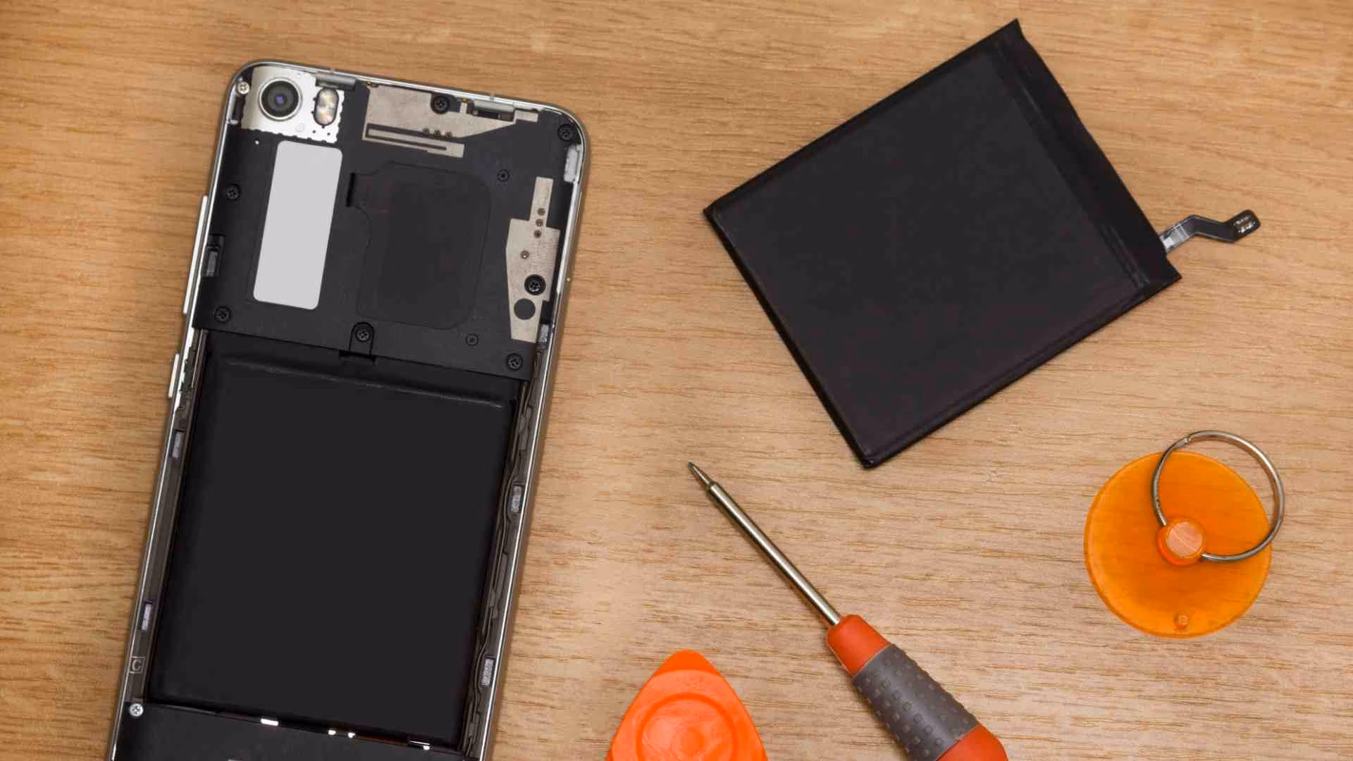The Silent Battery Killer: Unveiling the Culprits That Drain Your iPhone's Battery Life