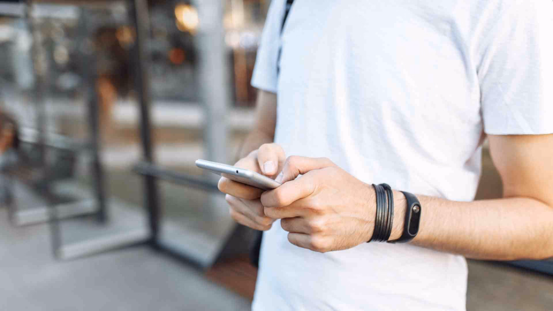 Hot Topic: Why Does Your Phone Get Overheated in a Flash? Uncover the Causes and Fixes!