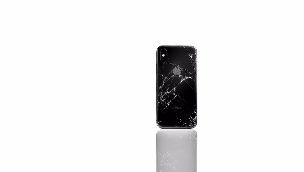 iPhone Back Glass Cracks: Why You Shouldn’t Delay Repairs in Vancouver